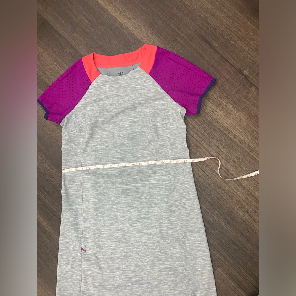 Title Nine Gray Top with Pink and Purple Accents - Picture 5 of 7